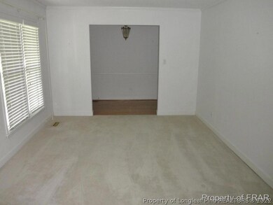 489 Lennox Dr, Fayetteville, NC 28303 - photo 3