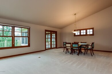 2005 Craftsman Ct SE unit 26, Grand Rapids, MI 49546 - photo 3