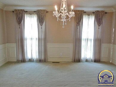 3460 SW Jardine Terrace, Topeka, KS 66611 - photo 5