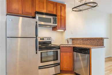 108 Waldo Ave unit 3D, Jersey City, NJ 07306 - photo 4