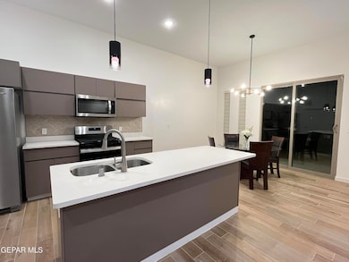 12713 Captain Claudia Ct, El Paso, TX 79928 - photo 7