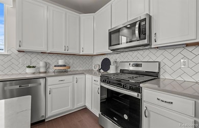 3042 Sheffield Cir, Village of Clarkston, MI 48346 - photo 7