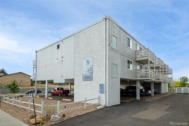 1064 Chambers Ct unit 206, Aurora, CO 80011 - photo 3