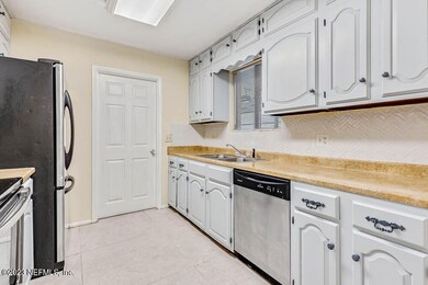 3828 Freel Rd, Jacksonville, FL 32210 - photo 7