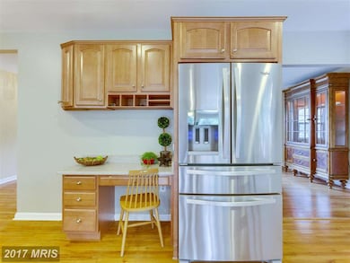 1740 Lockerbie Ln, Vienna, VA 22182 - photo 7