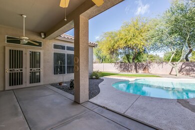 2348 W Flint St-5