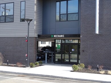 28 Mechanic St unit 305, Quincy, MA 02169 - photo 2