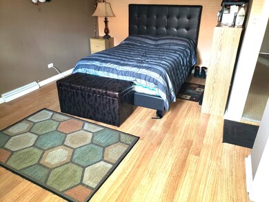 2211 Linden Ave, Waukegan, IL 60087 - photo 7