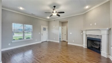 530 Captain Hopkins St, Prairie Grove, AR 72753 - photo 6