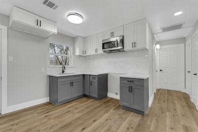 7609 Saint lo Rd, Houston, TX 77033 - photo 2