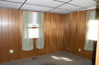 27 12th St, Nashua, NH 03060 - photo 6