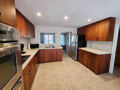 10 Elliott St, Hampton, NH 03842 - photo 4