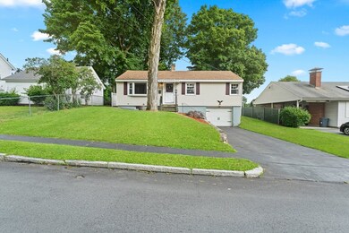 22 Brookline St, Worcester, MA 01603 - photo 2