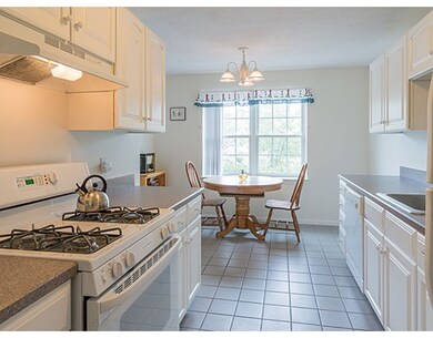 515 Thayer St unit 515, Abington, MA 02351 - photo 3