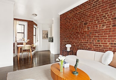 Acropolis Gardens unit 3E, Astoria, NY 11105 - photo 2