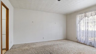 1316 E 9th St, Bonham, TX 75418 - photo 6