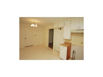 6011 E Richards Dr, Shawnee, KS 66216 - photo 6