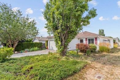 733 E Tara Lee Ave, Medical Lake, WA 99022 - photo 2