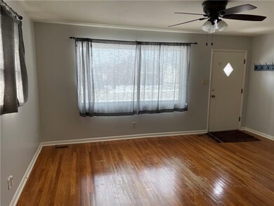 425 N 14th Ave, Beech Grove, IN 46107 - photo 3