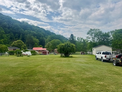 0 3rd St, Beaver, WV 25813 - photo 3