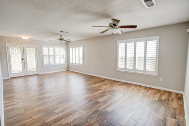 1083 Forest Shore Drive-14