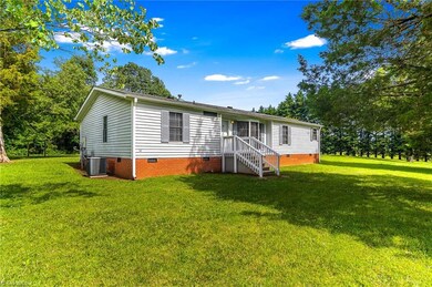 6216 Davis Mill Rd, Randleman, NC 27317 - photo 2