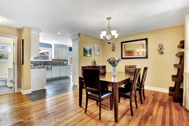 06-Dining Room