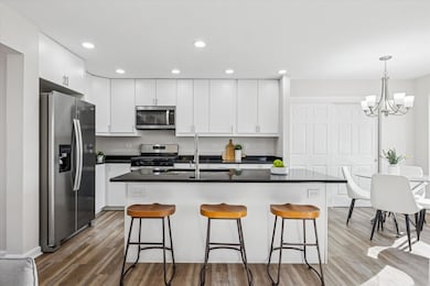 1987 Baldwin Way, Bolingbrook, IL 60490 - photo 7