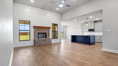 220 Chisolm Trail, Pottsboro, TX 75076 - photo 7