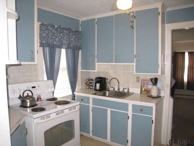 24 Wisconsin Ave, Rensselaer, NY 12144 - photo 6