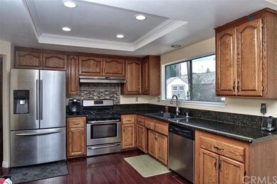 Stainless steel appliances, granite counters and r