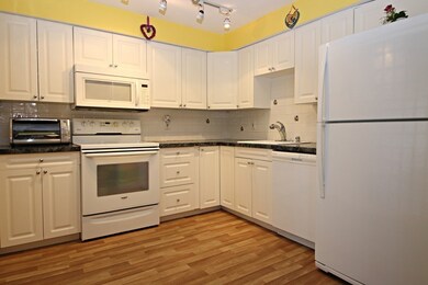 Ocean Gate Tower unit 1302, Revere, MA 02151 - photo 5