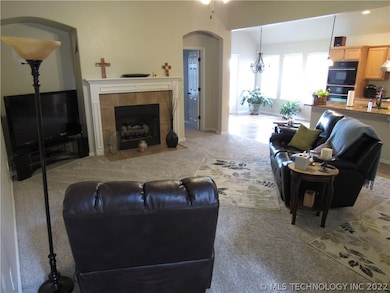 unlisted-address, Broken Arrow, OK 74014 - photo 6