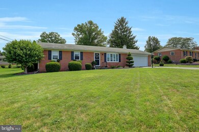 2924 Adams Dr, Chambersburg, PA 17201 - photo 2
