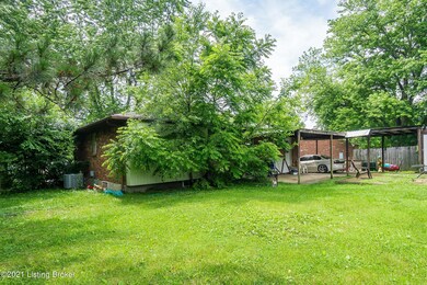 8000 Cloverport Ct, Louisville, KY 40228 - photo 6