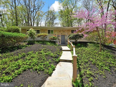 694 Trowill Ln, Wayne, PA 19087 - photo 4