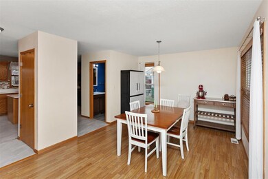 1003 10th Ave SE, Altoona, IA 50009 - photo 3