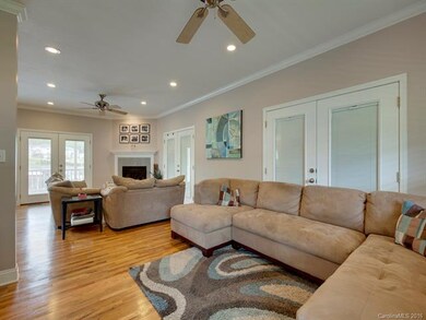 206 Christina Ct, Asheville, NC 28806 - photo 2