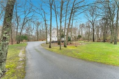 153 Sakonnet Ridge Dr, Tiverton, RI 02878 - photo 5