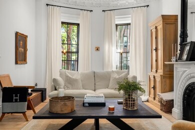 90 Worcester St unit 3, Boston, MA 02118 - photo 3