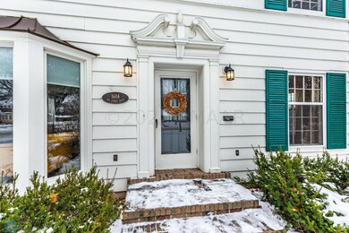 1604 9th St S, Fargo, ND 58103 - photo 2