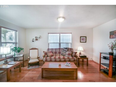 1083 Tyson Ln, Eugene, OR 97404 - photo 4