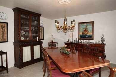 Dining Room2