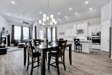 4050 Monteverde Way, San Antonio, TX 78261 - photo 4