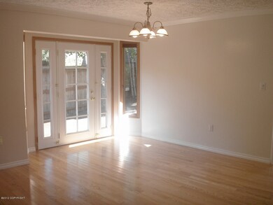 Formal Dining