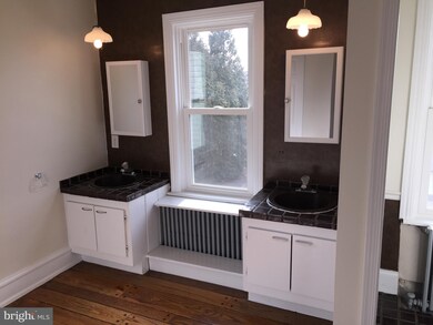 158 E Mount Vernon St, Lansdale, PA 19446 - photo 6