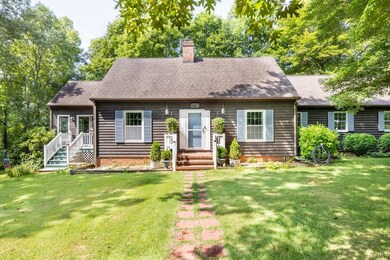 11766 Five Forks Rd, Farmville, VA 23901 - photo 2