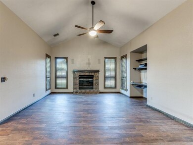 1824 E Main St, Moore, OK 73160 - photo 7