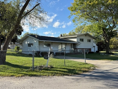 1522 Breen St, Joliet, IL 60436 - photo 2