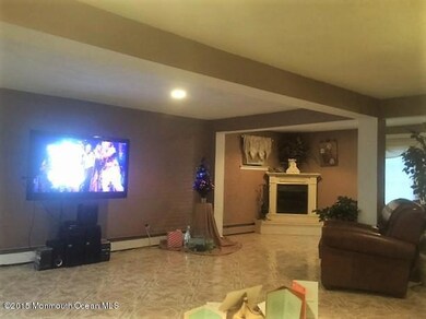 27 Neptune Place, Colonia, NJ 07067 - photo 3